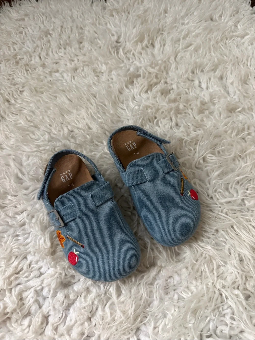 GAP Baby Blue Canvas Hook-and-Loop Embroidered Shoes